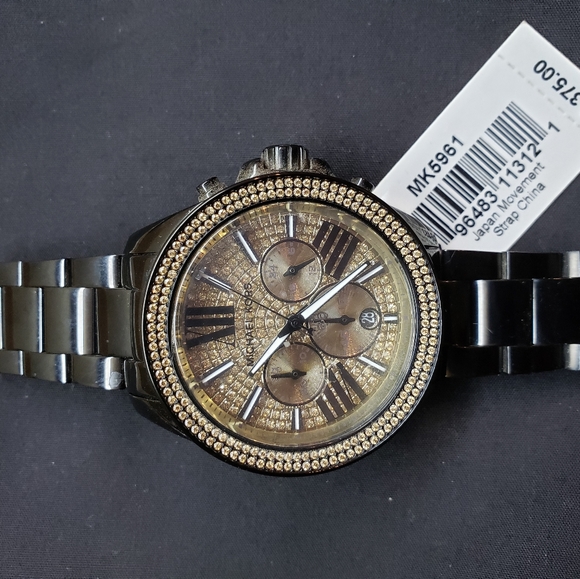 Michael Kors Watch - Picture 4 of 4